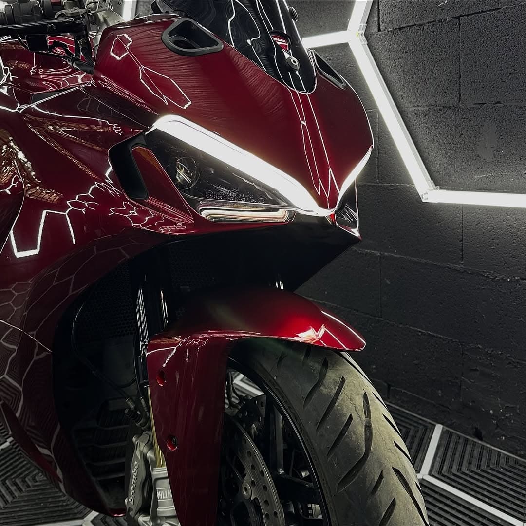 Ducati Supersport 950S  (2)