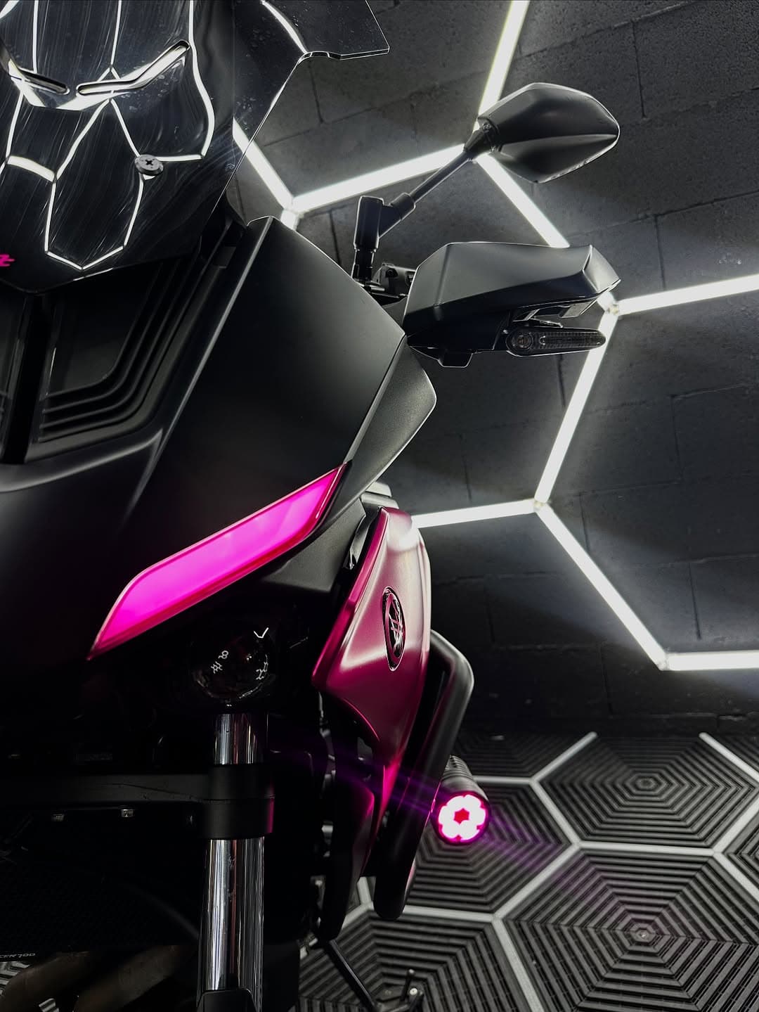 💗 Un look unique pour une Yamaha Tracer 700 pas c