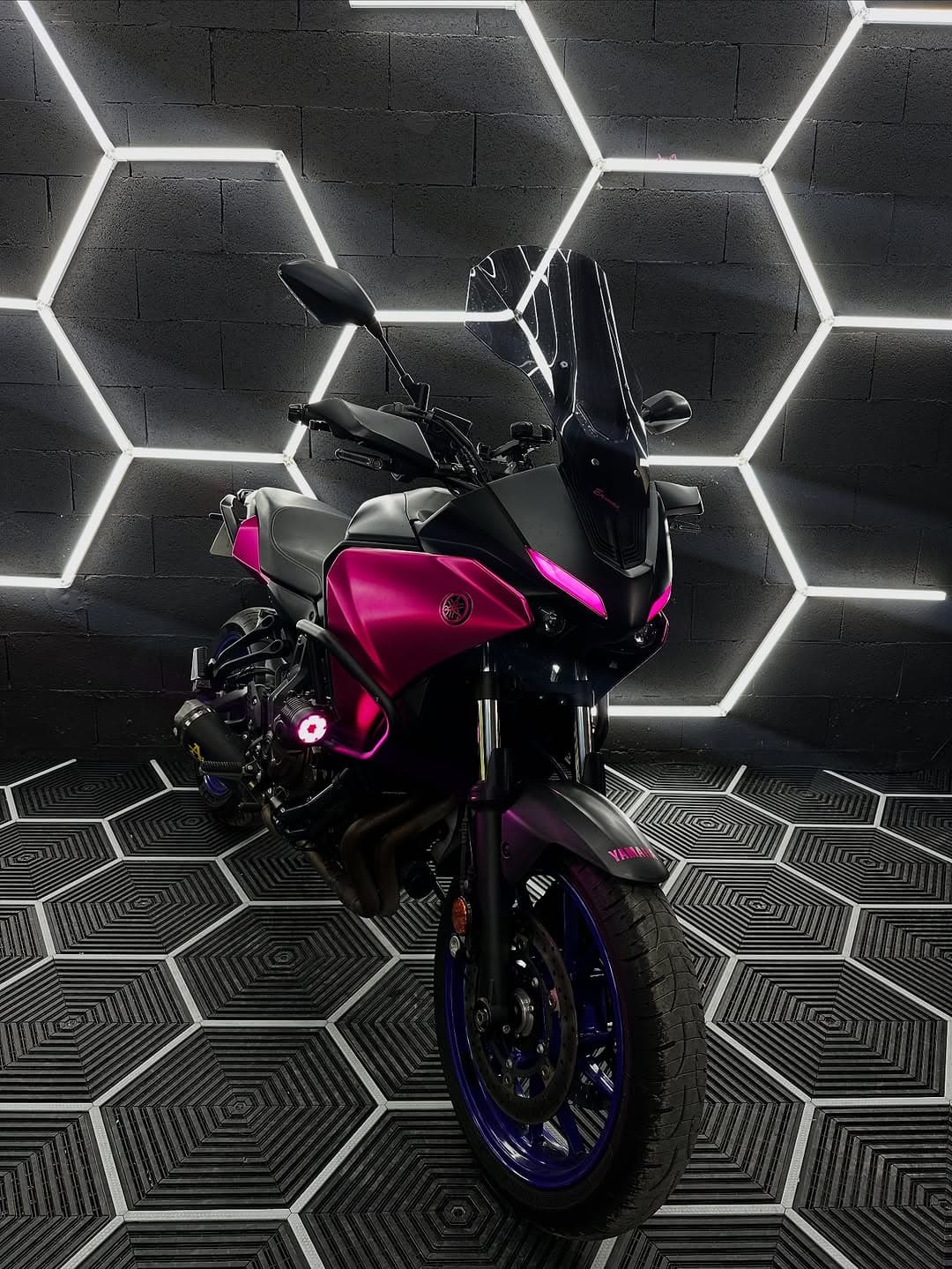 💗 Un look unique pour une Yamaha Tracer 700 pas c (2)